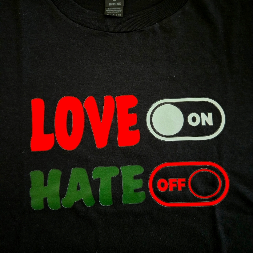 Custom unisex tee